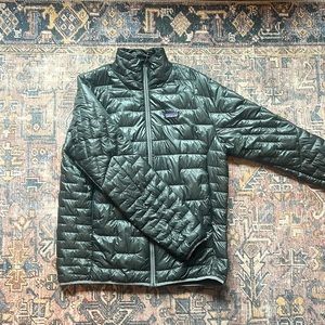 Patagonia micro puff men’s jacket size large